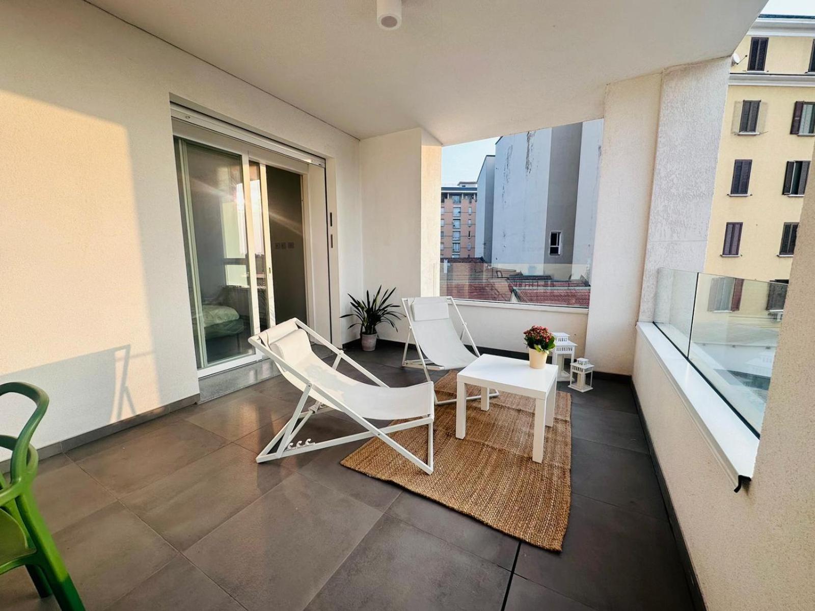 Lovely Terrace - Porta Romana District Milano